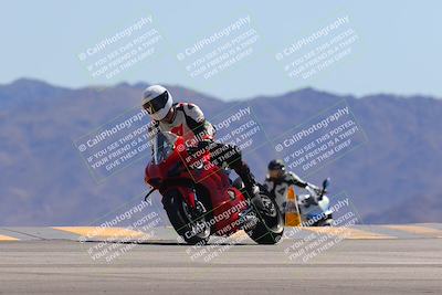 media/Mar-24-2025-Moto Forza (Mon) [[57ce5c5cff]]/3-Beginner Group/Session 4 (Turn 9)/